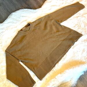 Everlane Women's Brown Crew Neck Sweater